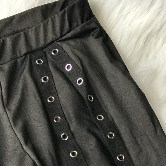 🆕🌸Laced Up Black Stretchy Leggings Pants - Picture 4 of 8